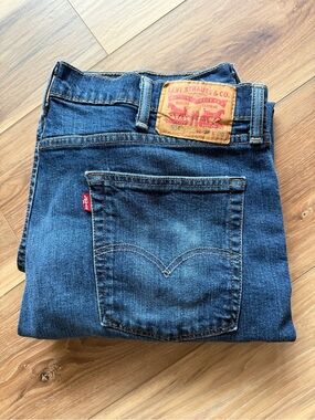 Levi's 514 Dark Blue Straight Leg Jeans